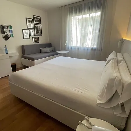 Pol&grace 4* Barcelona