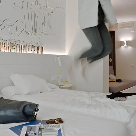 Pol & Grace 4* Barcelona
