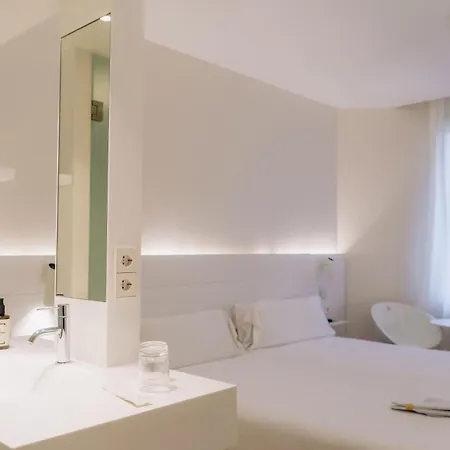 Pol & Grace 4* Barcelona