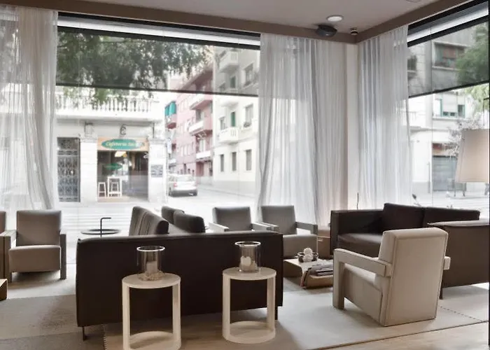 Pol & Grace Hotel 4*