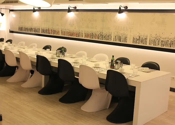 Pol & Grace Otel